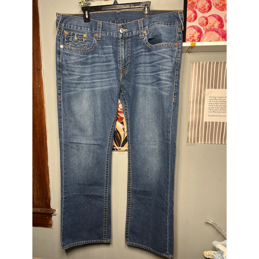 True Religion Mens Straight Section Jeans Blue Denim 42x34 Y2K Buddha Patch - Picture 3 of 5